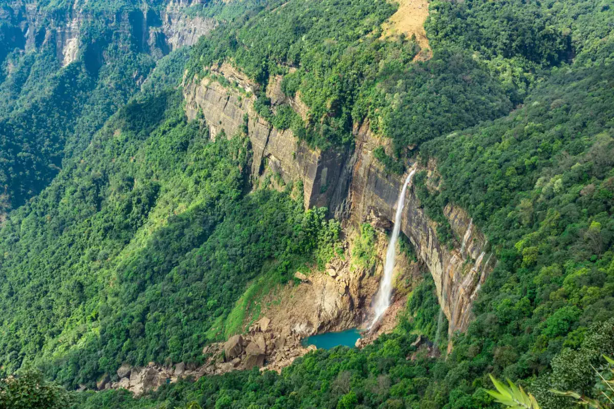 smarto cab for CHERRAPUNJI ITINERARY FOR 2 DAYS & 1 NIGHT